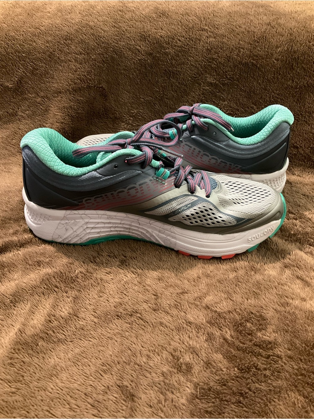 Saucony Women's Guide 10 Everun Shoes - Picture 7 of 7
